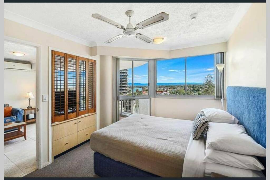 Surfers/Broadbeach Pool View. Free Parking & Wifi Голд-Кост Экстерьер фото